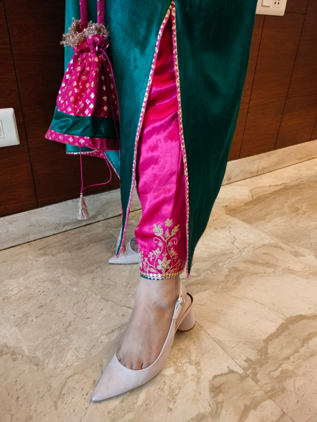 Hasinah Kaftan